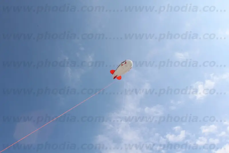 dirigeable, darty, exterieur, ouverture, h&eacute;lium, ext&eacute;rieur