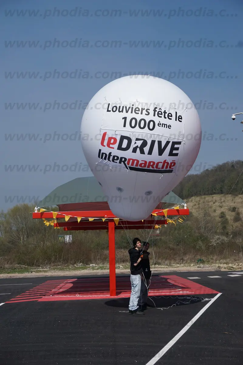montgolfi&egrave;re, h&eacute;lium, intermarch&eacute;, communication, ext&eacute;rieur, &eacute;v&eacute;nement