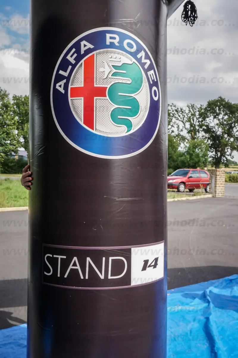 arche, noir, alfa romeo, &eacute;v&eacute;nement, ext&eacute;rieur, communication, partenariat