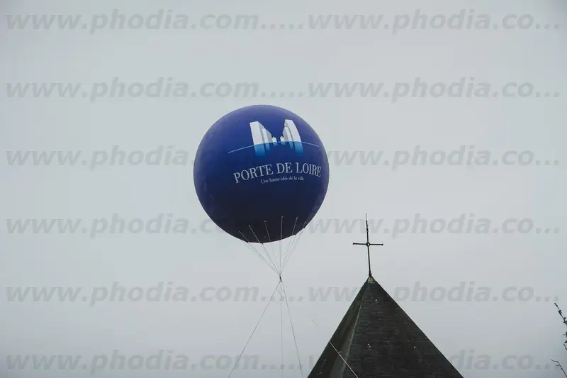 sph&egrave;re, h&eacute;lium, porte de loire, bleu, ext&eacute;rieur, communication