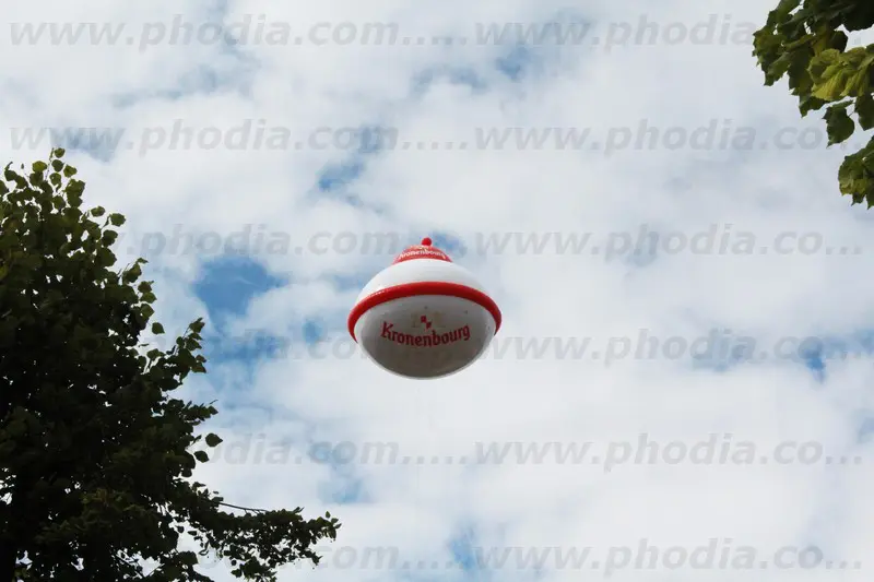 sph&egrave;re, h&eacute;lium, &eacute;clairant, kronenbourg, &eacute;v&eacute;nement, ext&eacute;rieur