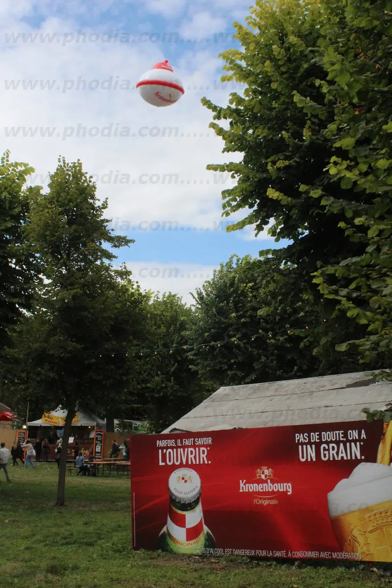 sph&egrave;re, h&eacute;lium, &eacute;clairant, kronenbourg, ext&eacute;rieur, &eacute;v&eacute;nement