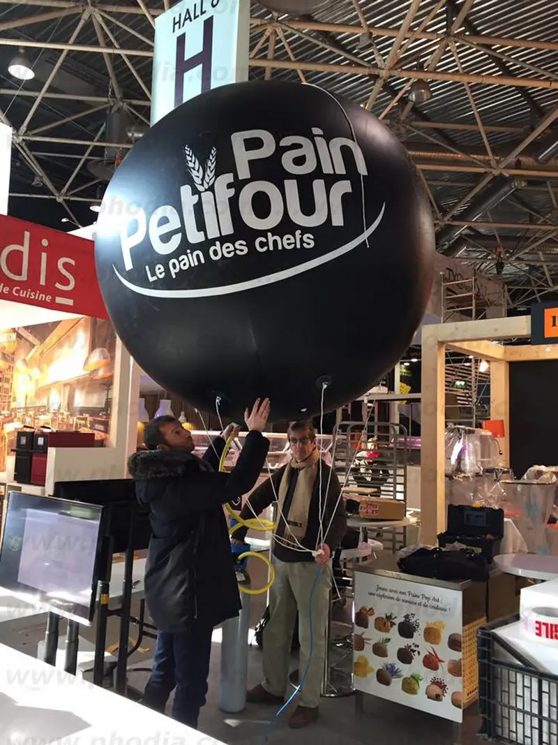 sph&egrave;re, h&eacute;lium, salon, noir, pain petitfour, gonflable, int&eacute;rieur, Sirha 2017