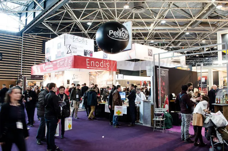 sph&egrave;re, h&eacute;lium, salon, noir, pain petitfour, gonflable, int&eacute;rieur, Sirha 2017