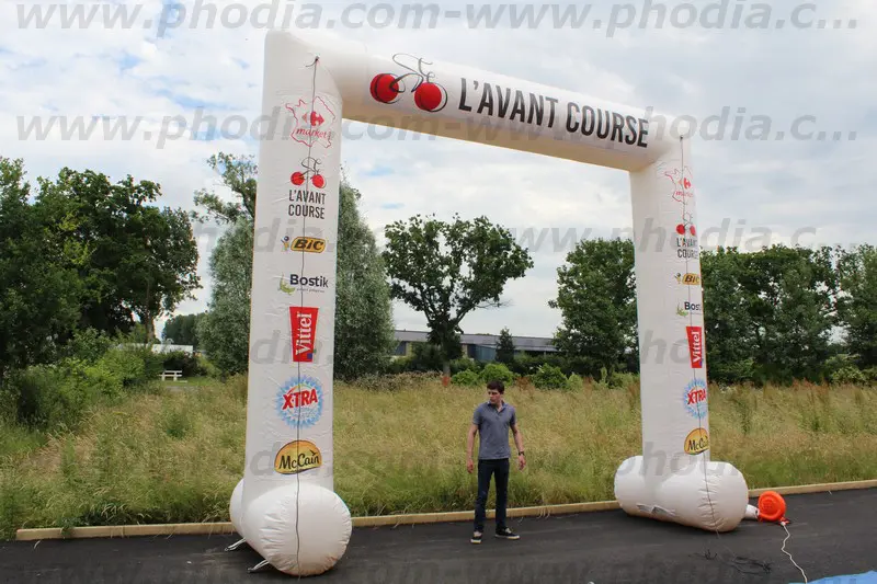 Arche de m90 pour le tour de France 2016