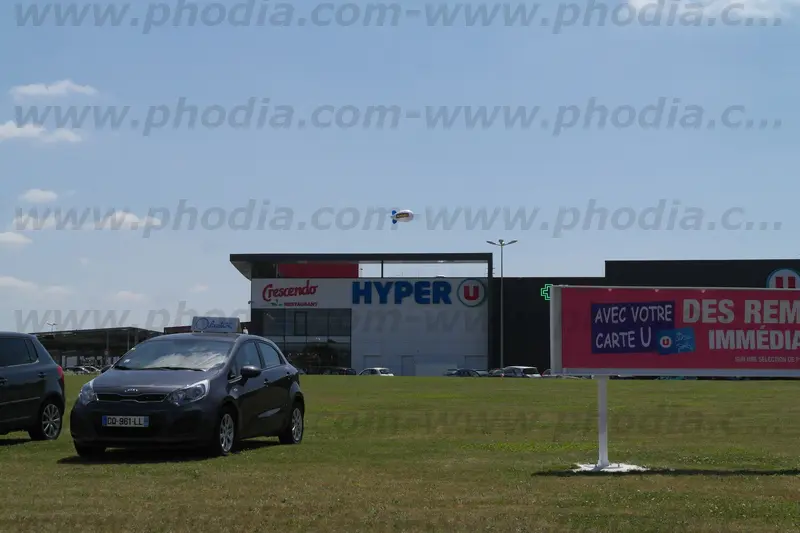 dirigeable, norauto, ouverture, h&eacute;lium, ext&eacute;rieur, garage