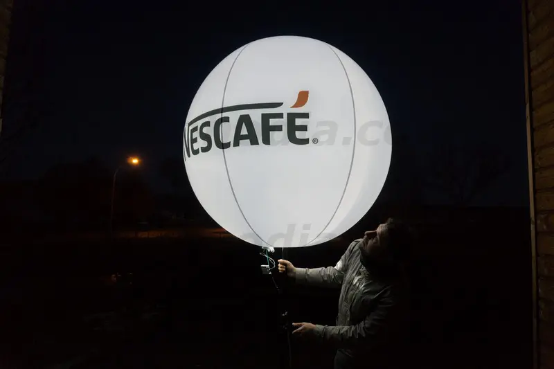 ballon sur tr&eacute;pied , 1m30, promotion, nescaf&eacute;