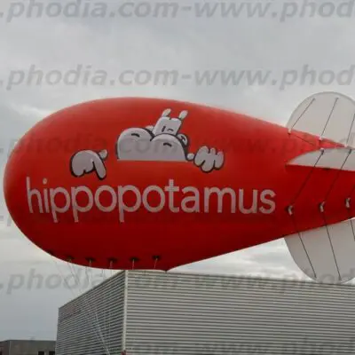 dirigeable rouge 7m hippopotamus