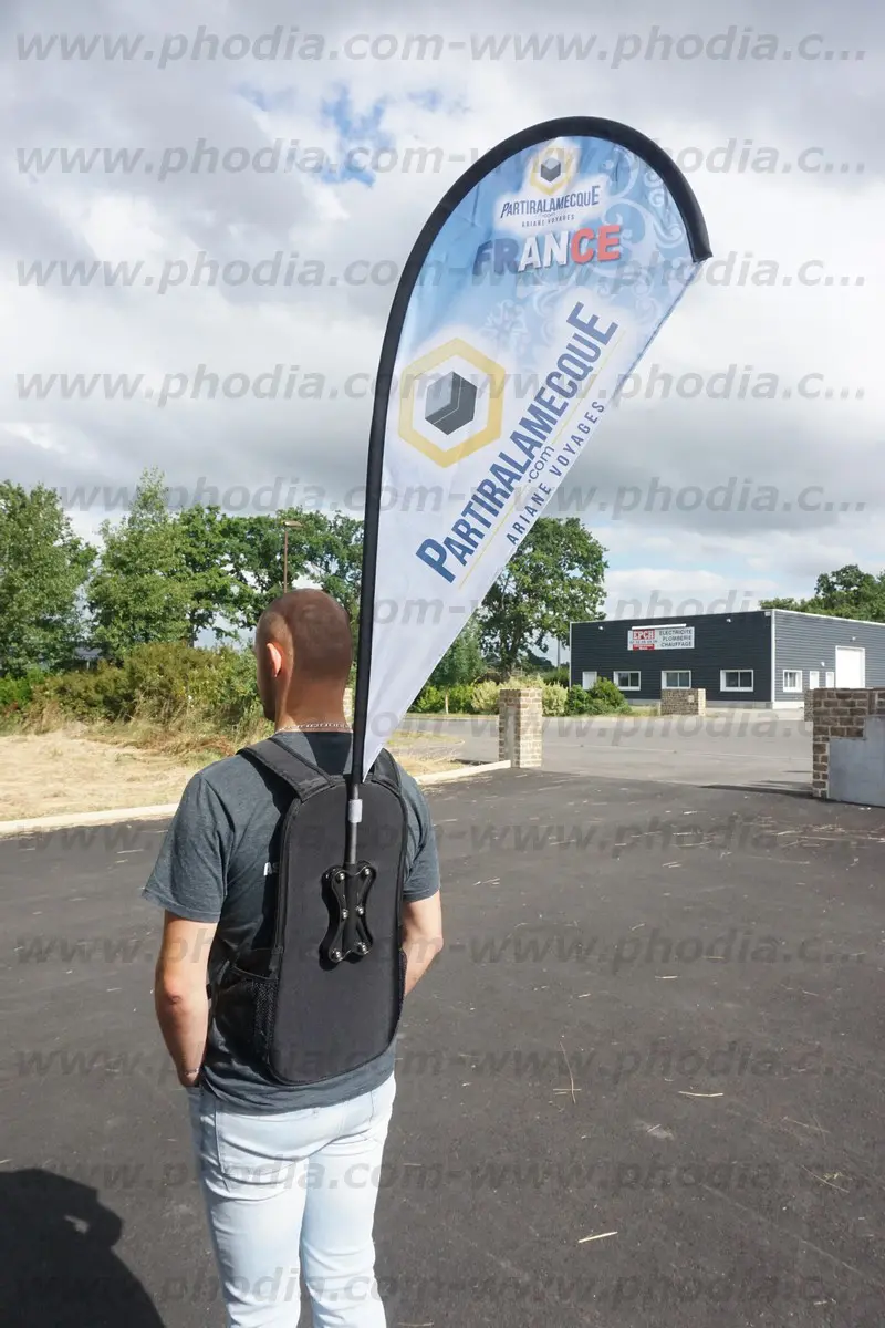 Drapeau sac &agrave; dos FF110 pour du street marketing