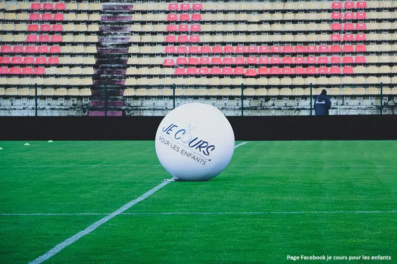 ballon de foule, blanc, &eacute;v&eacute;nement sportif