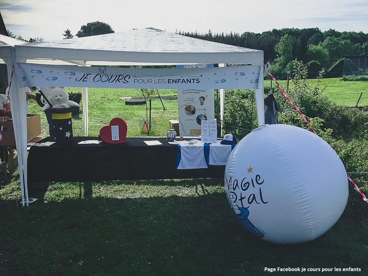 ballon de foule pour l'&eacute;v&eacute;nement je cours pour les enfants