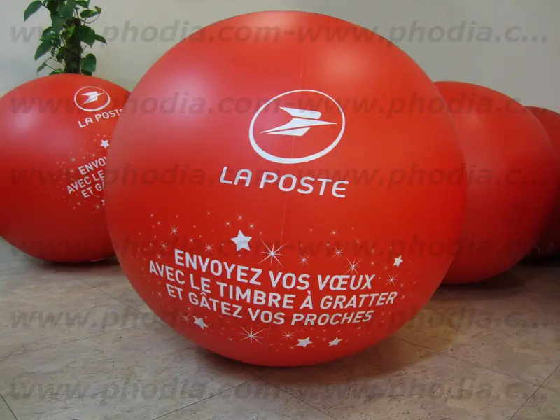 la poste, ballons sac &agrave; dos, street marketing, publiciter, communication, aide, animation, nouvel ann&eacute;e