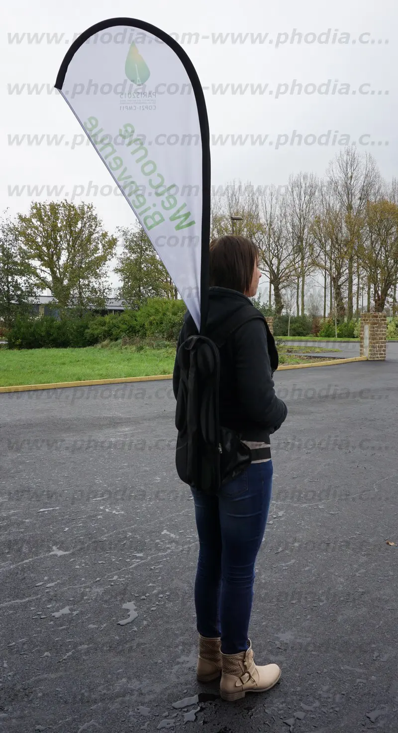 drapeau sac &agrave; dos, paris 2015, street marketing, publiciter, cop2021, pr&eacute;vention
