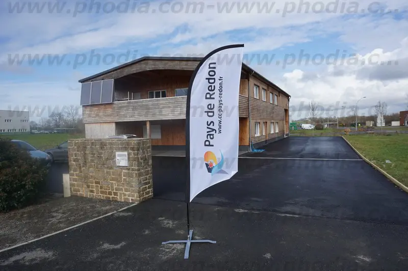 pays-de-redon-publicite-gonflable, drapeau, communication