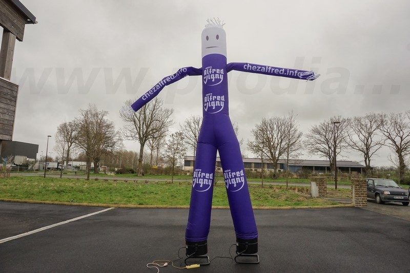 skydancer 2 bras 2 jambe violet 5m pour un animation commerciale en extérieur