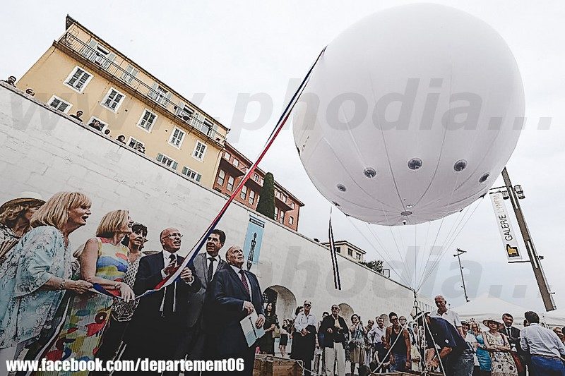 sphère hélium pour une inauguration