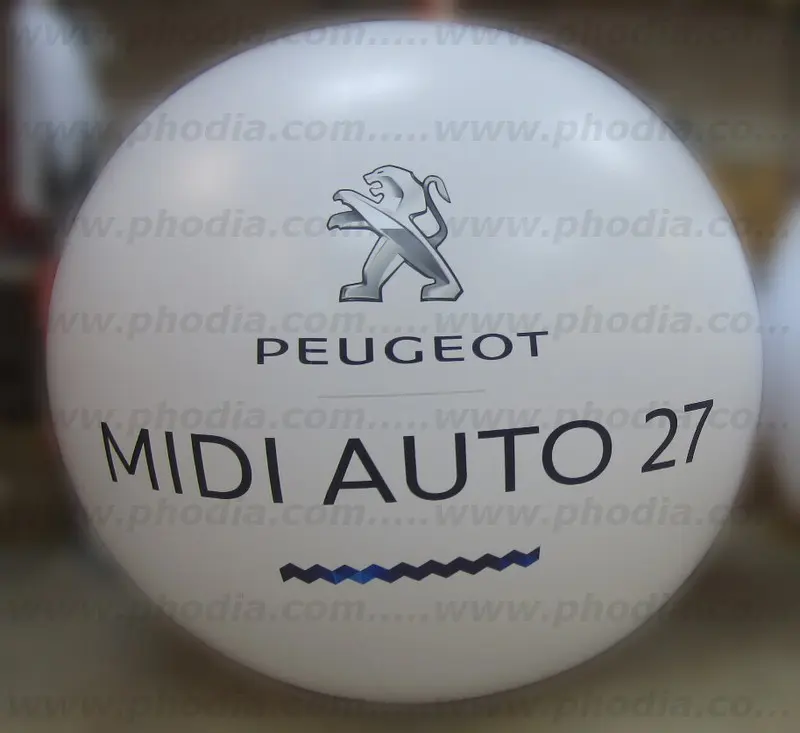 peugeot, midi auto, ballon sur tr&eacute;pied, blanc, &eacute;v&eacute;nement