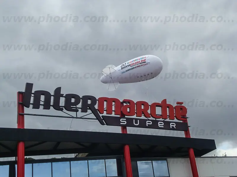 intermarche chauvigny, dirigeable, blanc, anniversaire