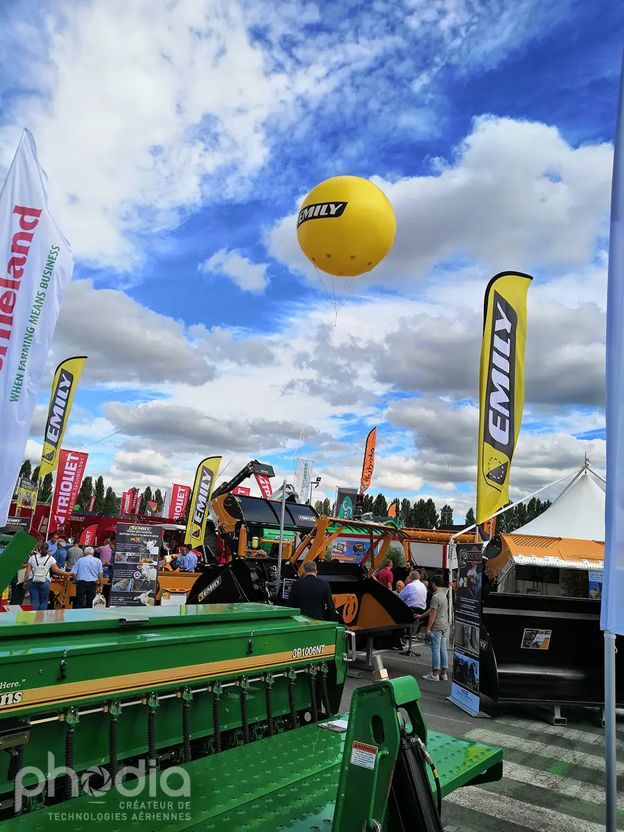 sphere, 3m, emily, B&acirc;timent - Travaux publics, Ext&eacute;rieur, Foire, H&eacute;lium, Industrie - Mat&eacute;riaux, P116, Salon, SPACE (Rennes), Sph&egrave;re