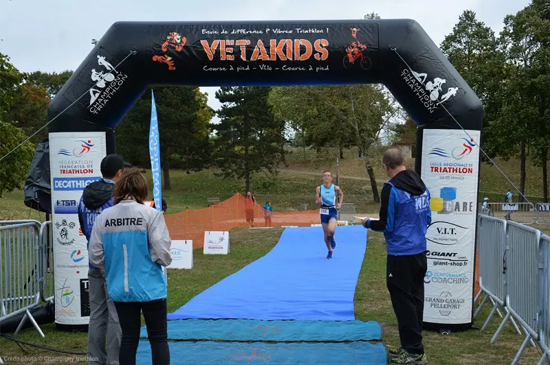 Arche 3m Vetakids, Auto-ventil&eacute;, &Eacute;v&eacute;nement sportif, Ext&eacute;rieur, Noir, Sport - Animation Description