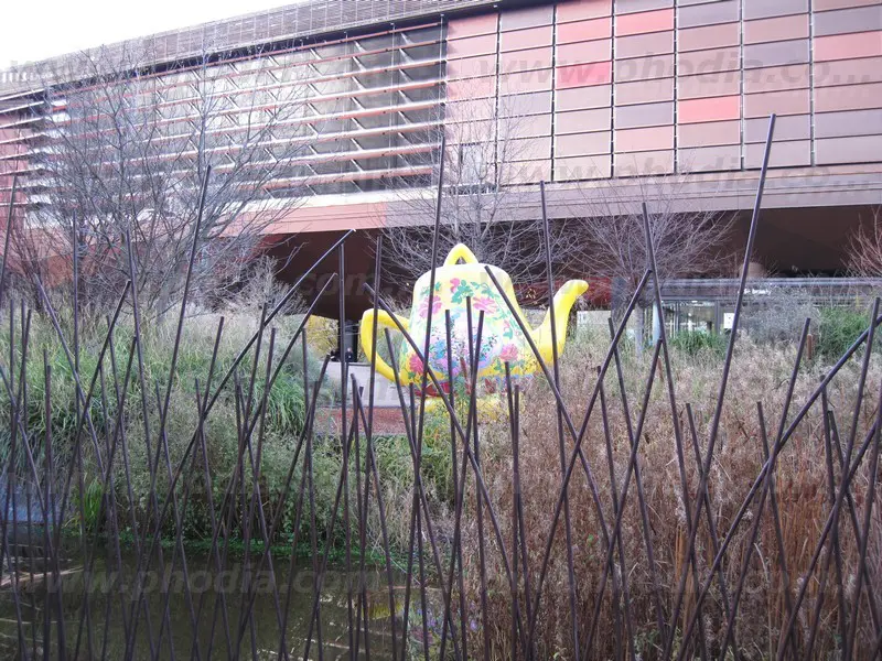 thiere, jaune, quai, branly, thiere, verte, Air, Autres, Communication, Culture - Spectacle, Ext&eacute;rieur, forme sur mesure, PLV (air), Total covering