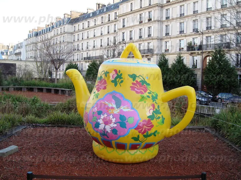 thiere, verte, Air, Autres, Communication, Culture - Spectacle, Ext&eacute;rieur, forme sur mesure, PLV (air), Total covering