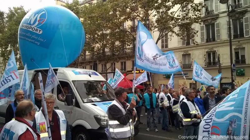 Manifestation loi travail, 10 octobre 2017 Paris, montgolfi&egrave;re, unsa
