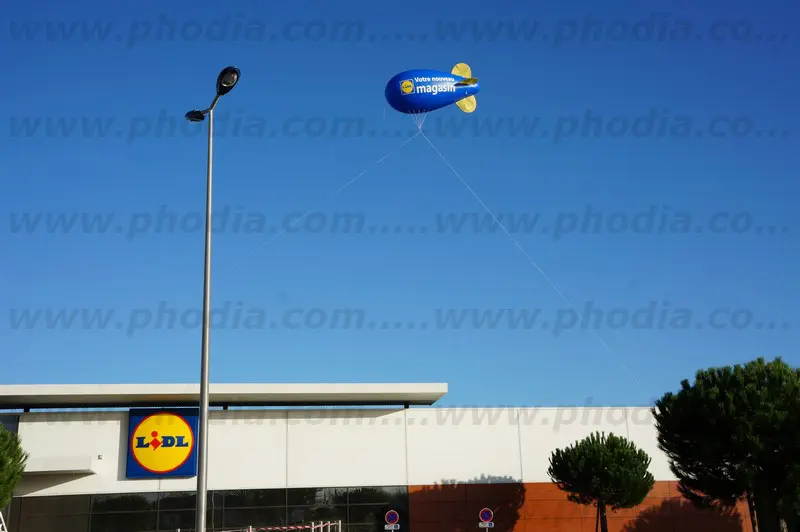 dirigeable, lidl, ext&eacute;rieur, commerce