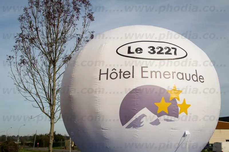 montgolfi&egrave;re, h&ocirc;tel &eacute;meraude, auto-ventil&eacute;e