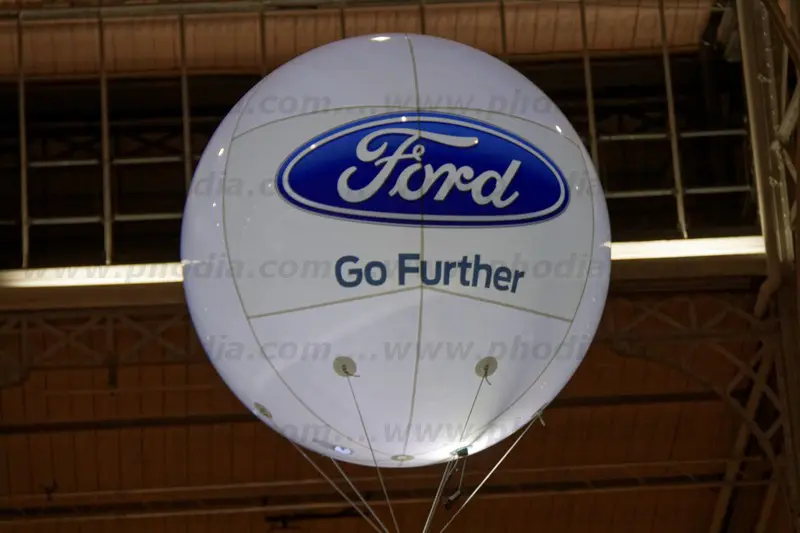 flot auto 2018, ballon, h&eacute;lium