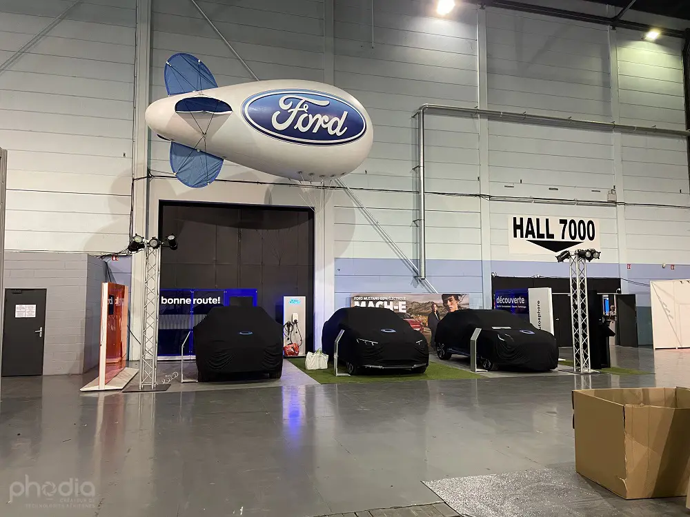 ford dirigeable douai 6m, Automobile, Blanc, Communication, Dirigeable, Ext&eacute;rieur, Ford, H&eacute;lium, Int&eacute;rieur