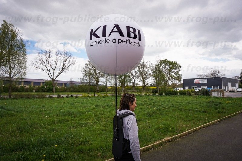 kiabi, 80cm, Air, Ballon sac à dos, Blanc, GMS, Street marketing