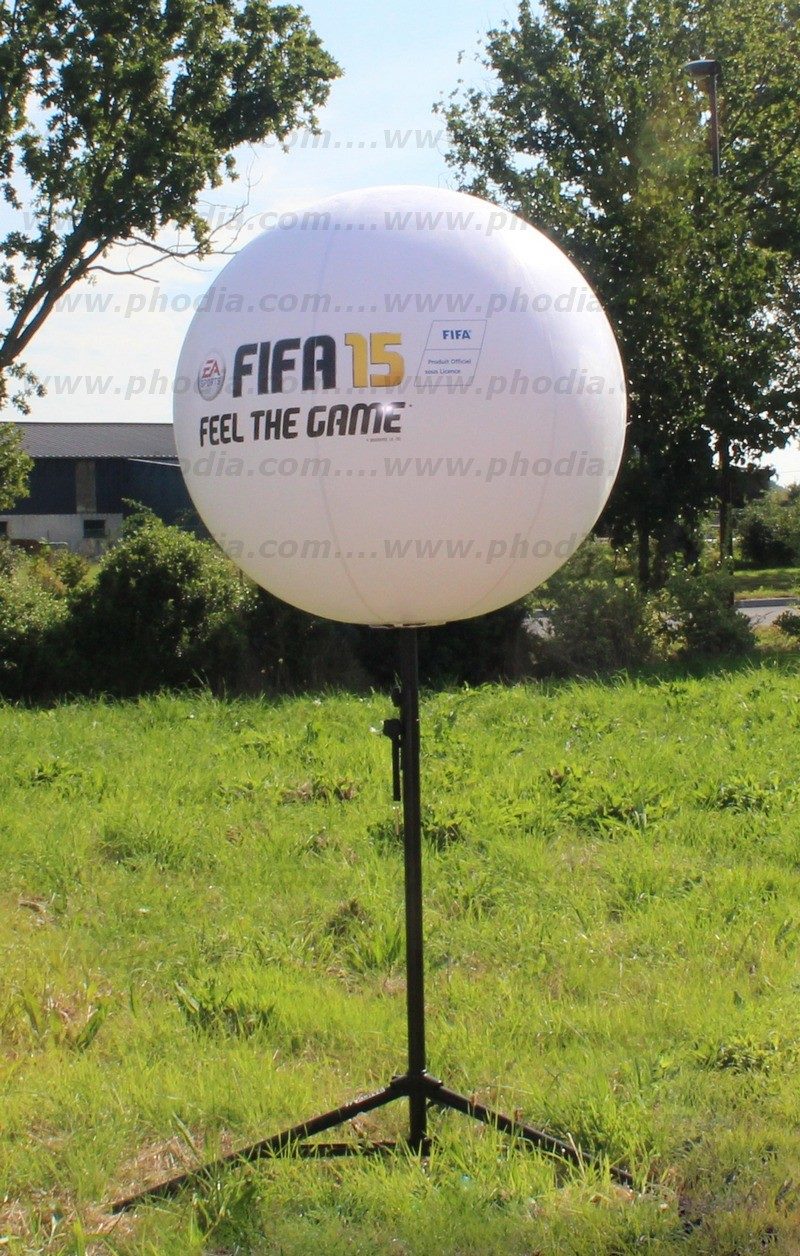 ballon sur trepied fifa 2015