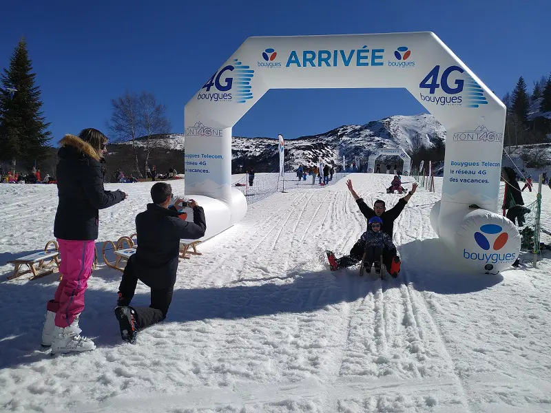 Arche 4m Bouygues Telecom, Auto-ventil&eacute;, Blanc, Bouygues Telecom, &Eacute;v&eacute;nement sportif, Ext&eacute;rieur, Sport - Animation, T&eacute;l&eacute;communications
