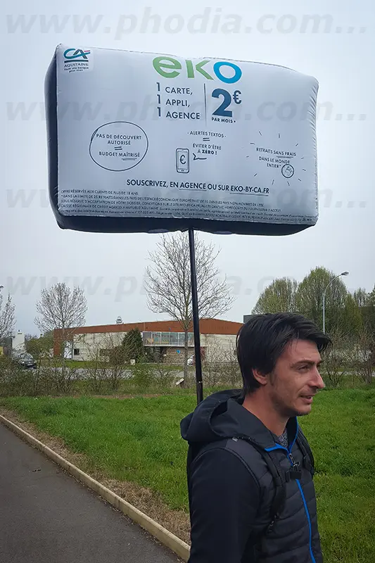 Carte de cr&eacute;dit 80cm Cr&eacute;dit agricole, Air, Animation commerciale, Ballon sac &agrave; dos, Cr&eacute;dit agricole, Ext&eacute;rieur