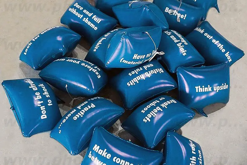 Bulle BD Loko, Air, Communication, Communication - Publicit&eacute;, forme sur mesure, Int&eacute;rieur, PLV (air), Suspendu