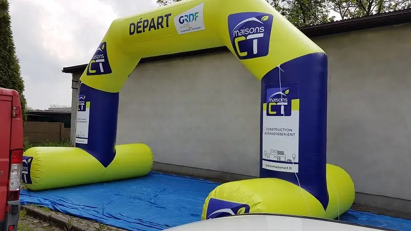 Arche 4m Maisons CT, Auto-ventil&eacute;, Commerce - Immobilier, &Eacute;v&eacute;nement sportif, Ext&eacute;rieur Description