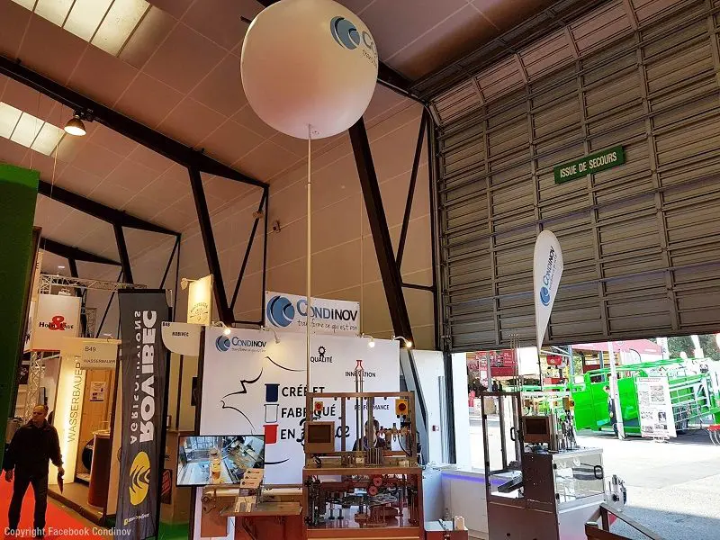 Ballon 1m30 condinov, Air, Blanc, Foire, Industrie - Mat&eacute;riaux, Int&eacute;rieur, Salon, SPACE (Rennes), Sph&egrave;re