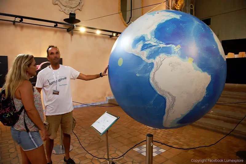 Globe terrestre 2 mIfremer, Air, Autres, Communication, Culture - Spectacle, Int&eacute;rieur, Sph&egrave;re, Suspendu, Total covering