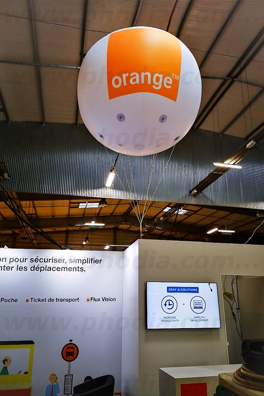 Sphère 2m, orange, Auto-ventilé, Blanc, Intérieur, Orange, Salon, Sphère, Télécommunications