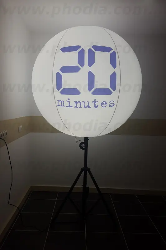 Ballon sur tr&eacute;pied 20 minutes 1m30,Air, Autres, Ballon sur tr&eacute;pied (m&acirc;t 2m70), Blanc, Communication, &Eacute;v&eacute;nement sportif, Ext&eacute;rieur, Lumineux