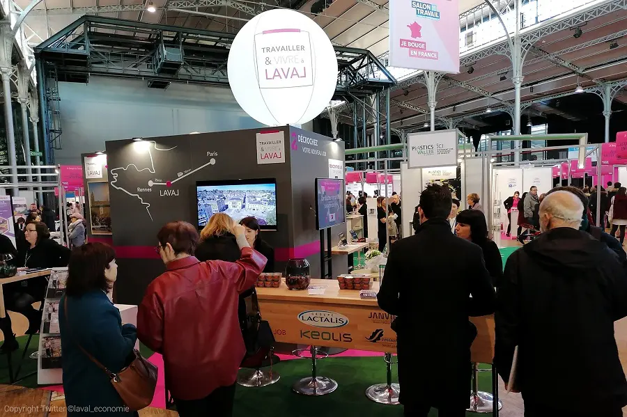 masph&egrave;re, laval economie, salon, int&eacute;rieur, &eacute;clairant