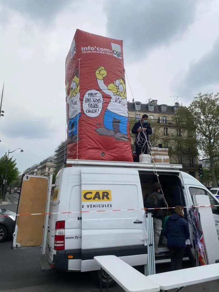 Colonne CGT ventil&eacute;e 4m, 4 faces, Association / Syndicat, Auto-ventil&eacute;, Colonne auto ventil&eacute;e, Ext&eacute;rieur, Manifestation