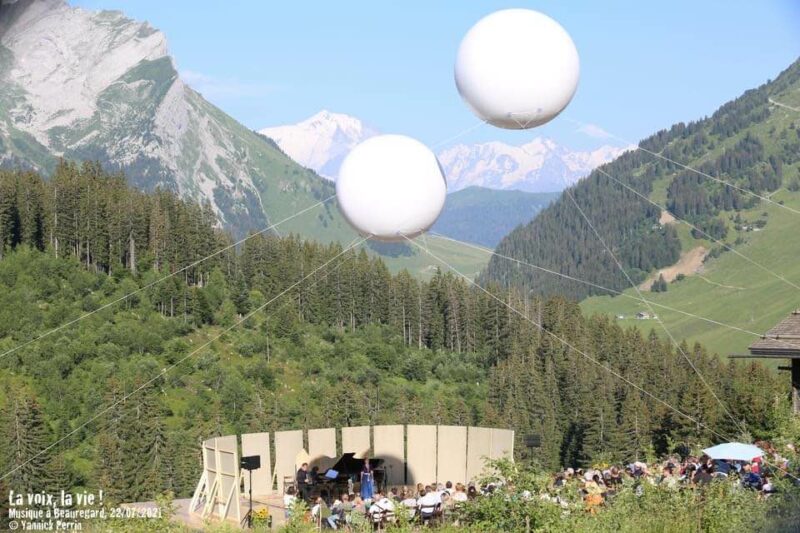 sphere Musique à beauregard 2m50, Blanc, Couleur, Extérieur, Festival / Concert, Hélium, Sphère