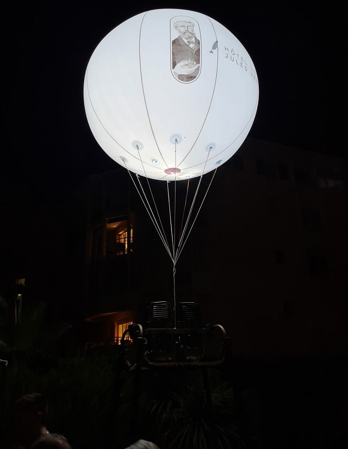 ballon hélium hotel jules vernes