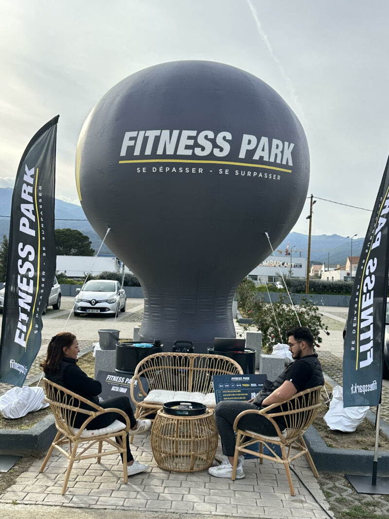 Montgolfière de 5m pour Fitness Park, événement extérieur
