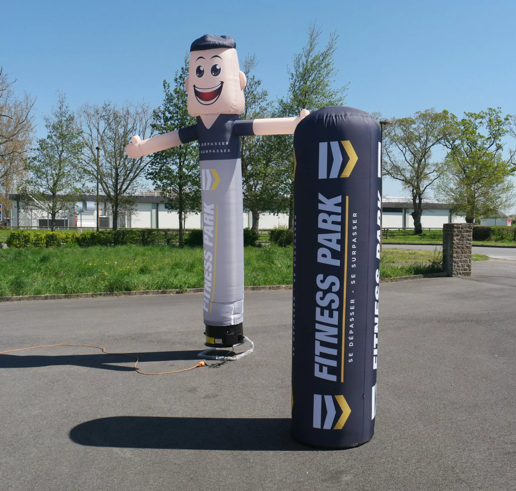 Skydancer indicateur 3m et colonne &agrave; air captif 2m20 fitness park