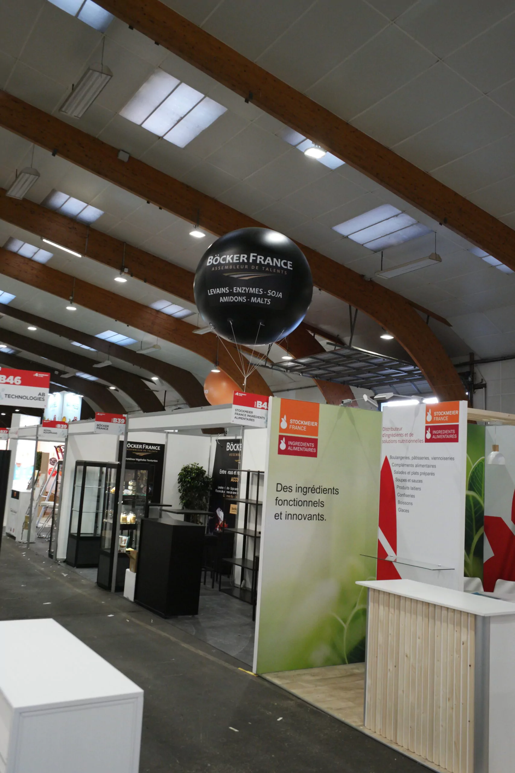 bocker france, sph&egrave;re g&eacute;aante, h&eacute;lium, carrefour de l'eau 2023