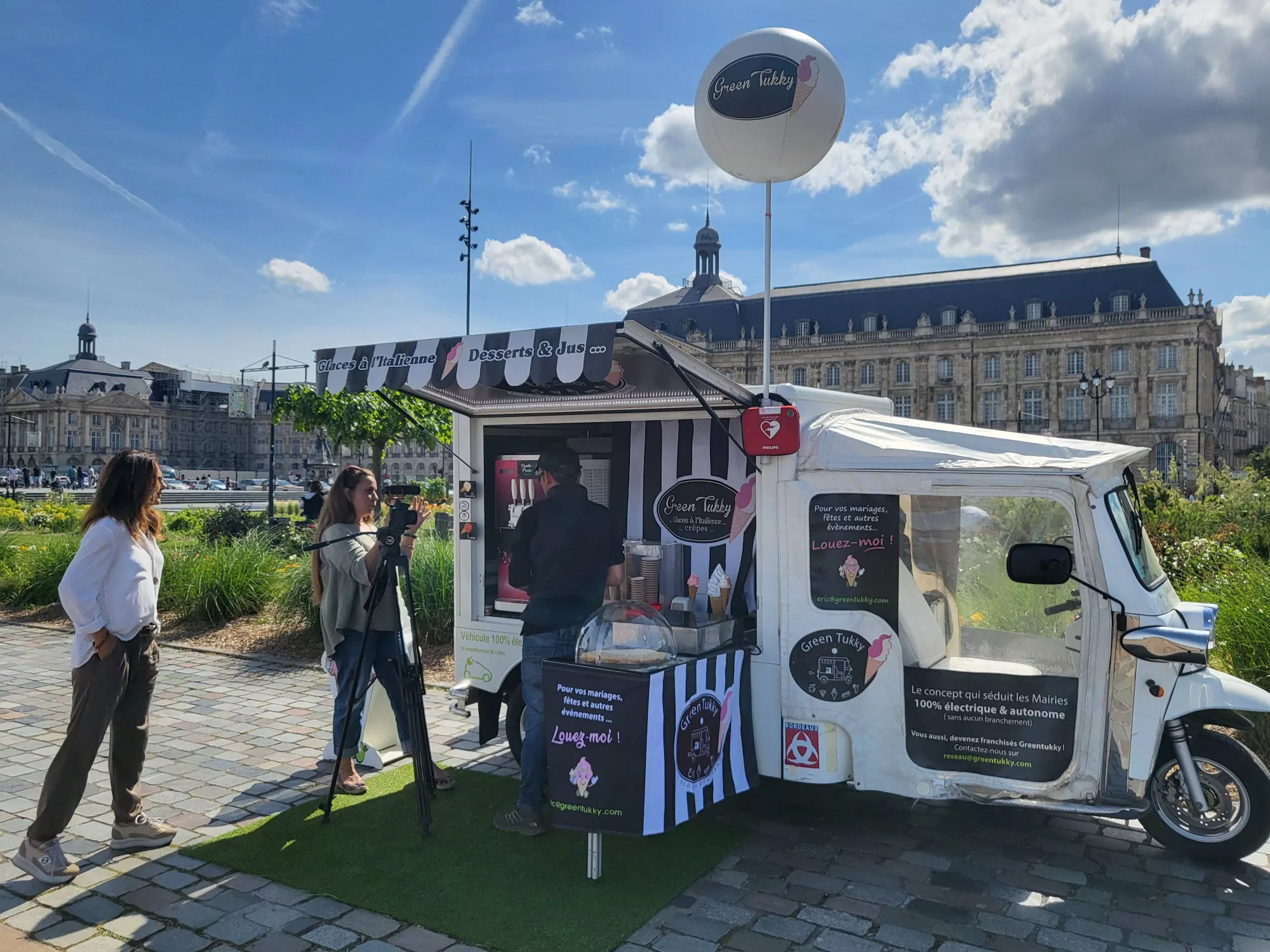 sph&egrave;re, green tukky, 60cm, air captif, tuk tuk