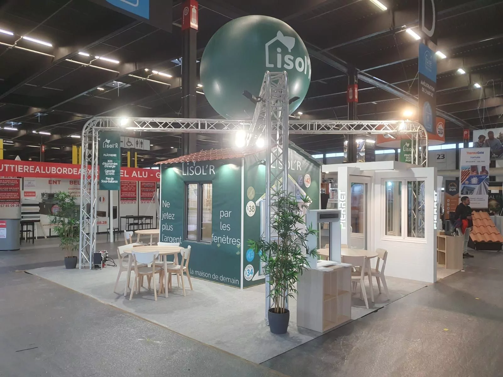 sph&egrave;re h&eacute;lium 2.50m Isol'R, verte, salon, foire de bordeau 2023